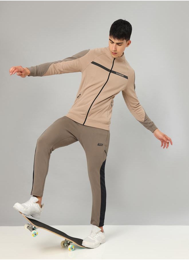 Technosport Contrast Panel Sleeve Full Zip Sports Jacket by Styli  - Image 4