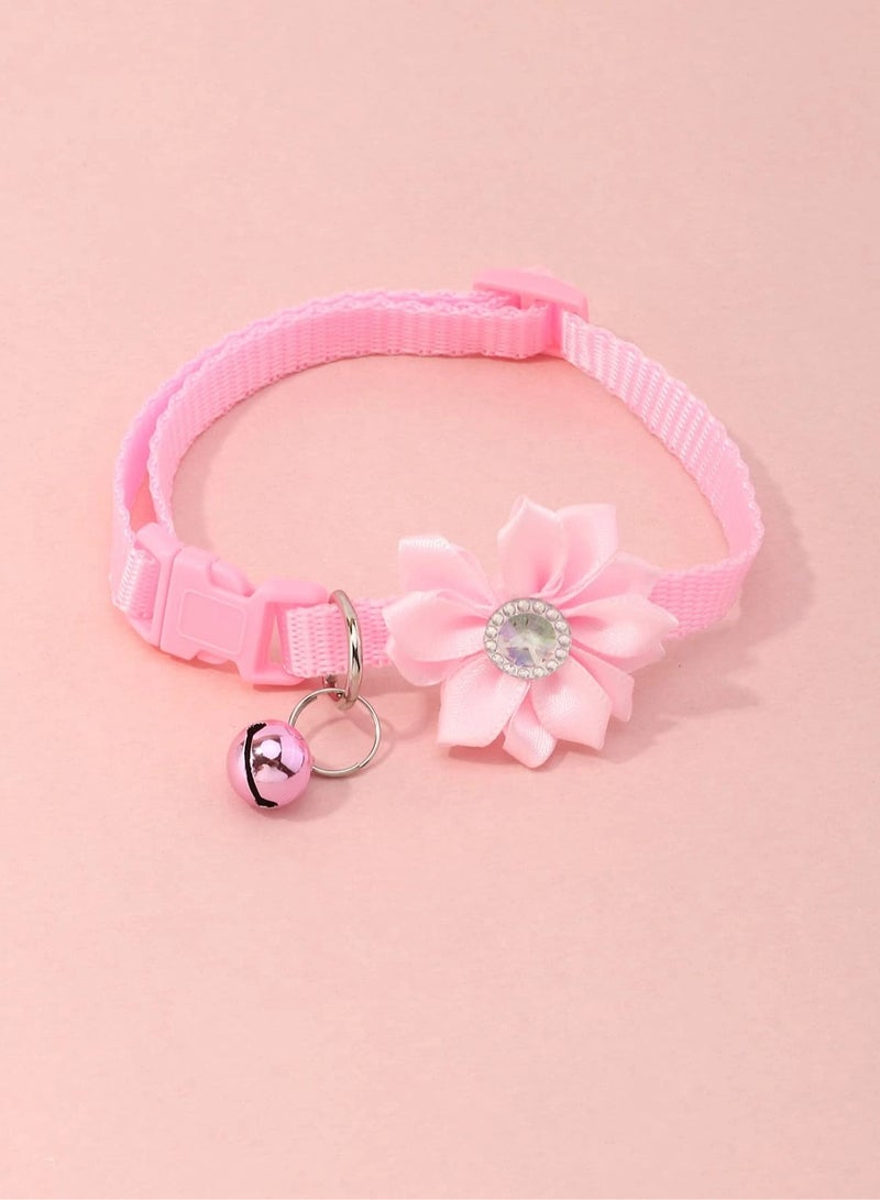 Cute cat collar with pendant. Adjustable size anti-choke, suitable for cats and other small pets - Image 1