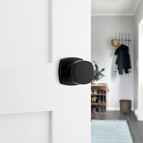 Kwikset مقبض باب داخلي كويكست أرويو، مقبض لأبواب الخزائن والممرات، مقبض باب غير قفل باللون الأسود غير اللامع، مع حماية مايكروبان - Image 4