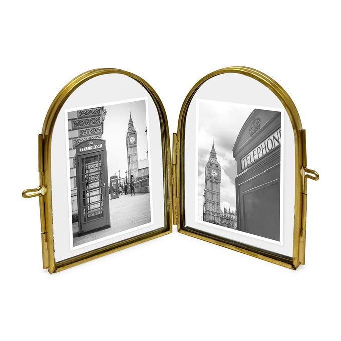 2X3 VINTAGE STYLE DOUBLESIDED ARCHED BRASS GLASS METAL FLOATING PICTURE FRAME WITH LOCKET CLOSURE VERTICAL MADE FOR TABLETOP DISPLAY 2X3 VERTICAL ANTIQUE GOLD
