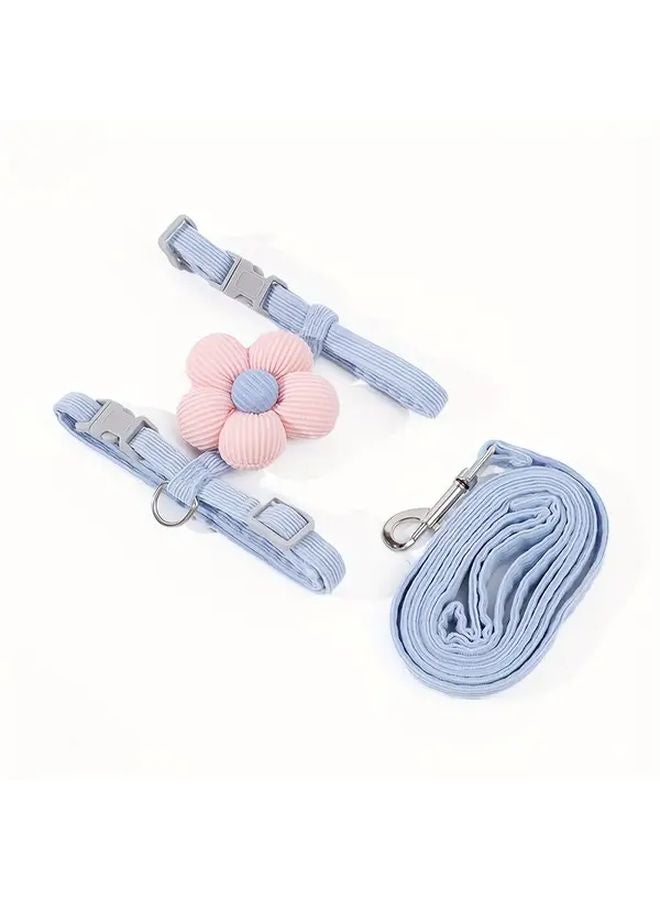 تصميم الزهرة الزرقاء: حزام ومقود قط للحيوانات الأليفة الصغيرة للمشي في الهواء الطلق مضاد للهروب - Image 1