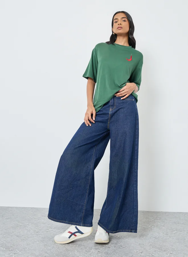 تايك تو Take Two Embroidered Chili Pepper Oversized T-Shirt
