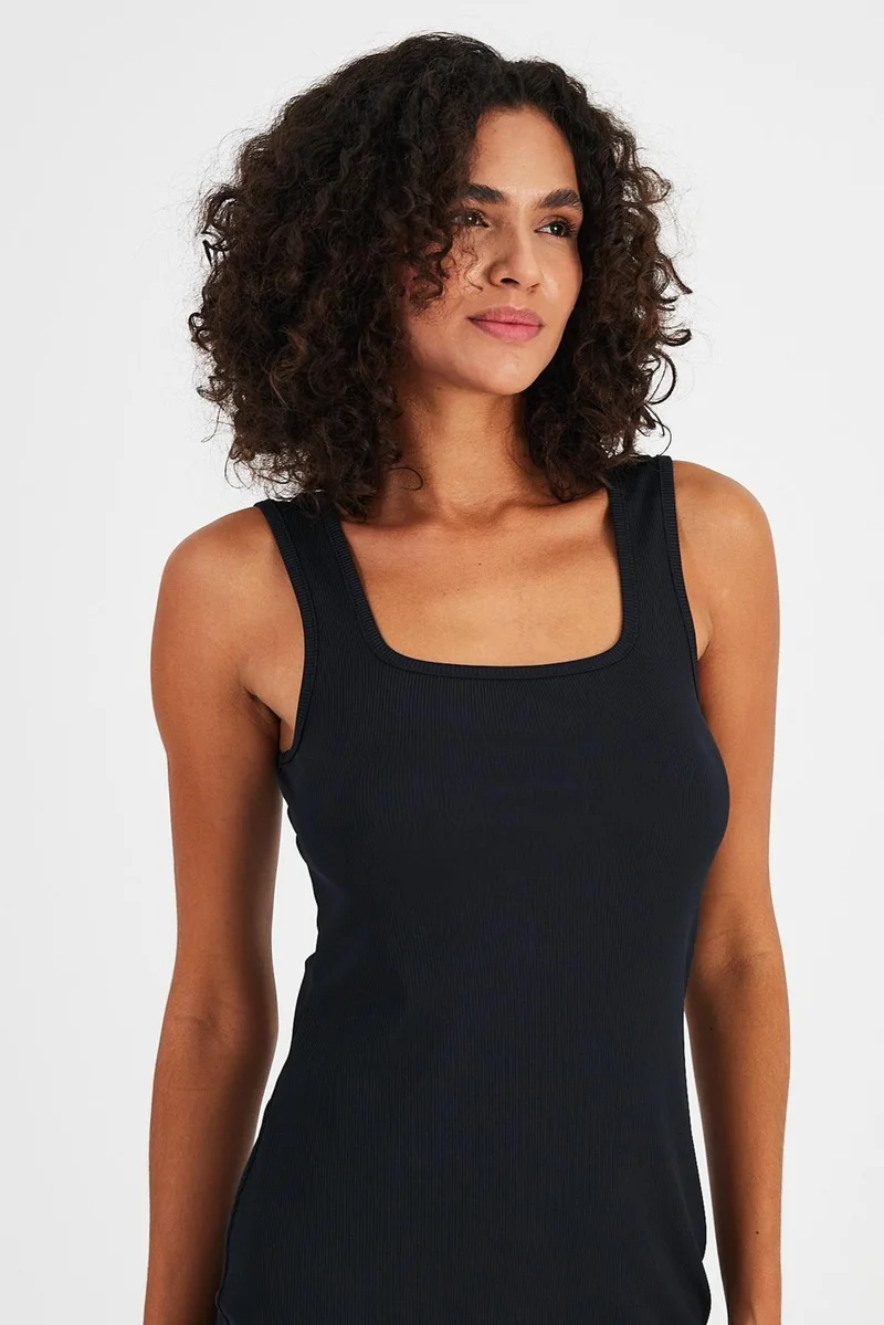 Alexander Gardi Sleeveless Ribbed Dress