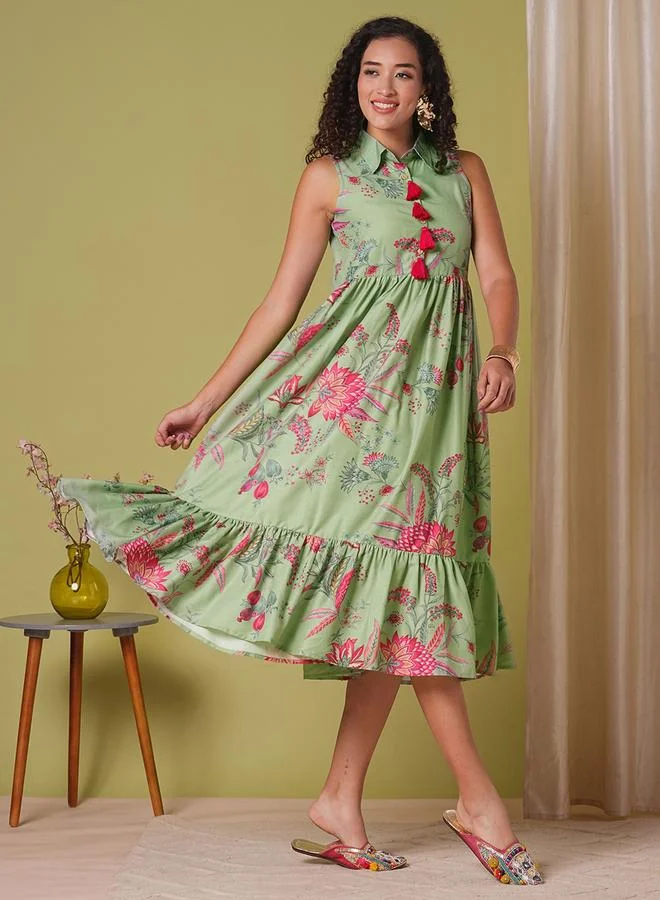 جلو باص فستان ميدي مطبع بالزهور مزين بشراريب