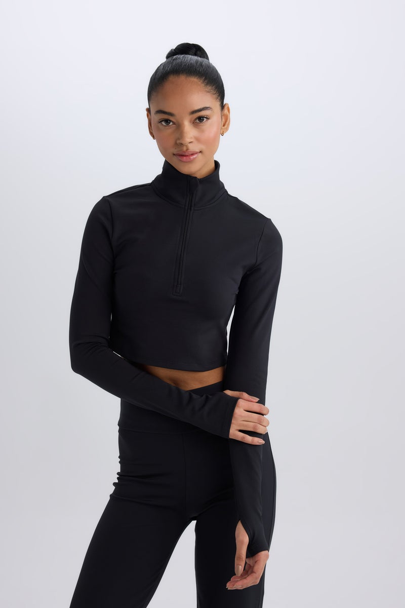 ديفاكتو تيشيرت كم طويل سليم فيت بياقة عالية من DeFactoFit - Image 4