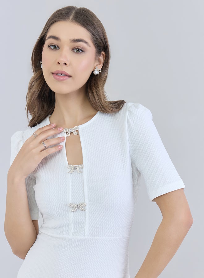 Styli Women White Sheath Maxi Dress with Bow Detail - Image 5