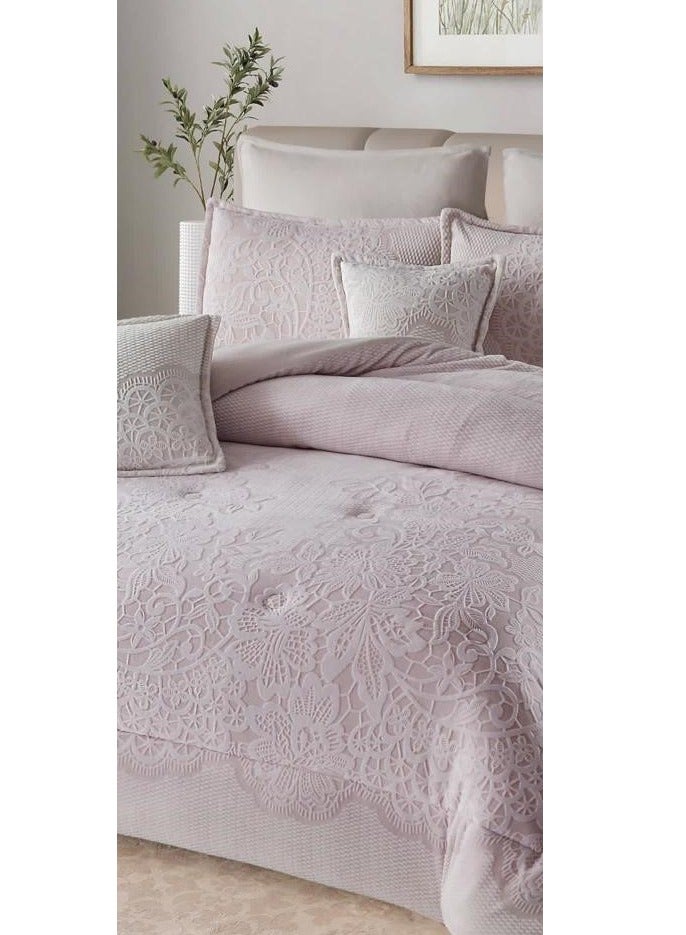 Xi Duo Duo Winter double bedspread, embroidered with soft velvet and luxurious fur to give you warmth and add beauty and elegance to your room, size 240*260 cm - Image 3