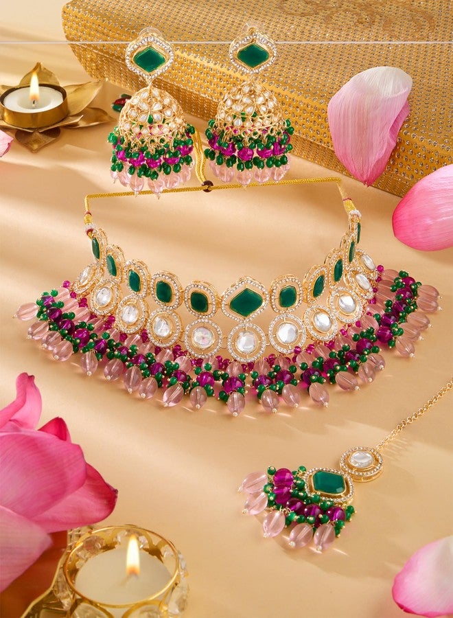 Zaveri Pearls طقم عقد تشوكر وأقراط ومانغ تيكا من اللؤلؤ الوردي والأخضر والخرز والماس النمساوي من زافيري للنساء - ZPFK18237 - Image 2