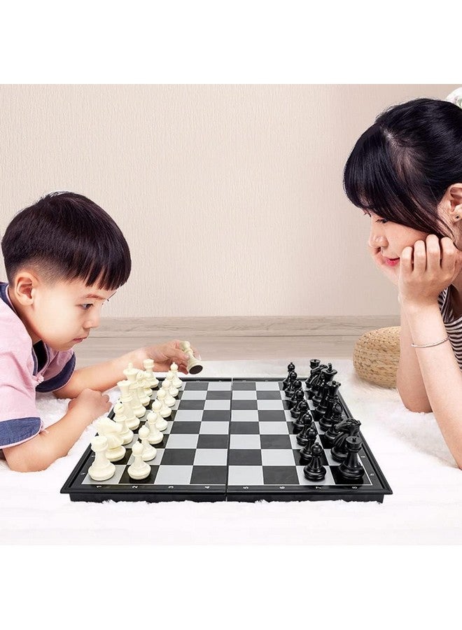 مجموعة لوحة شطرنج  مع بيادق مغناطيسية - ألعاب قابلة للطي ومناسبة للسفر للأطفال والكبار (أسود وأبيض) - Image 5