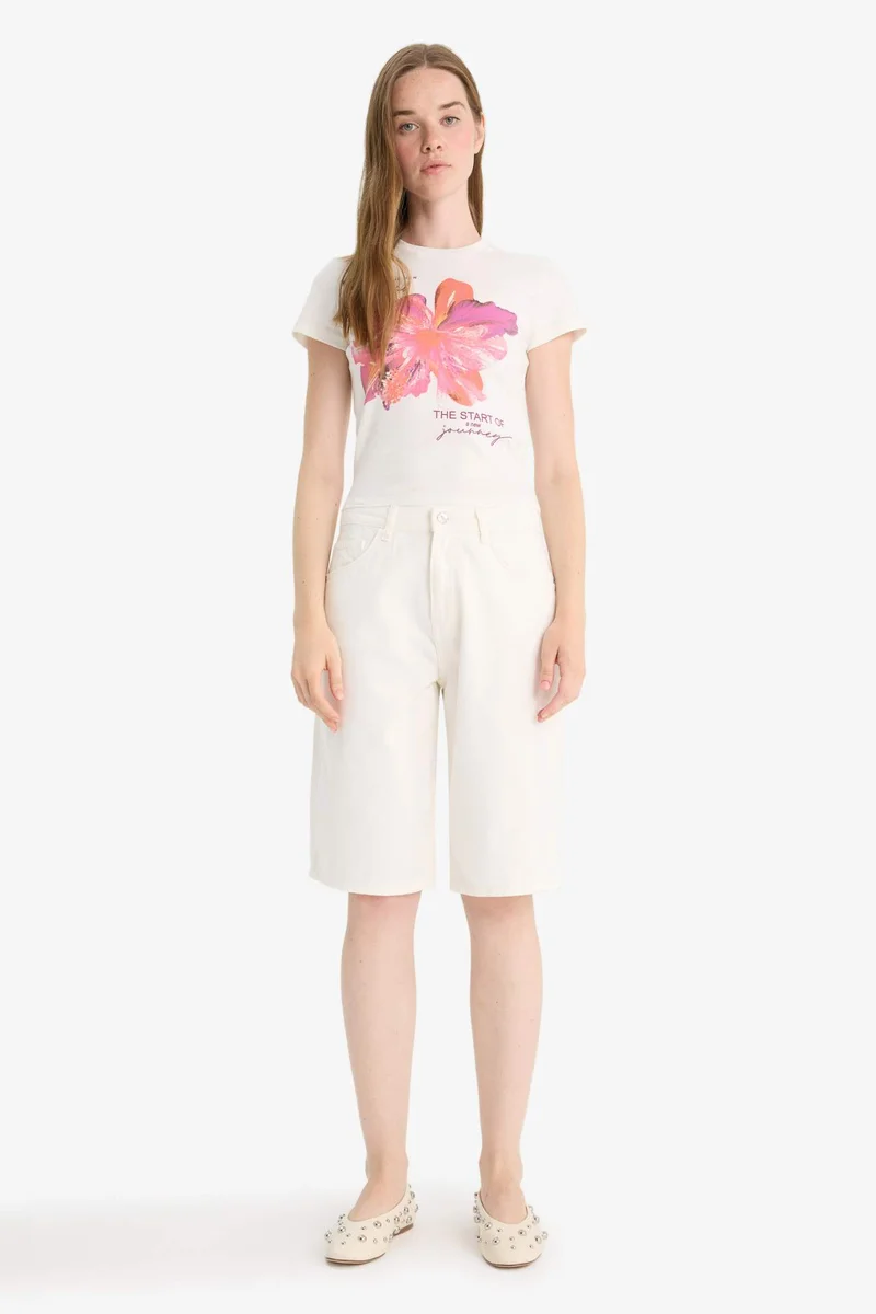 ديفاكتو Slim Fit Crew Neck Ribana Short Sleeve T-Shirt