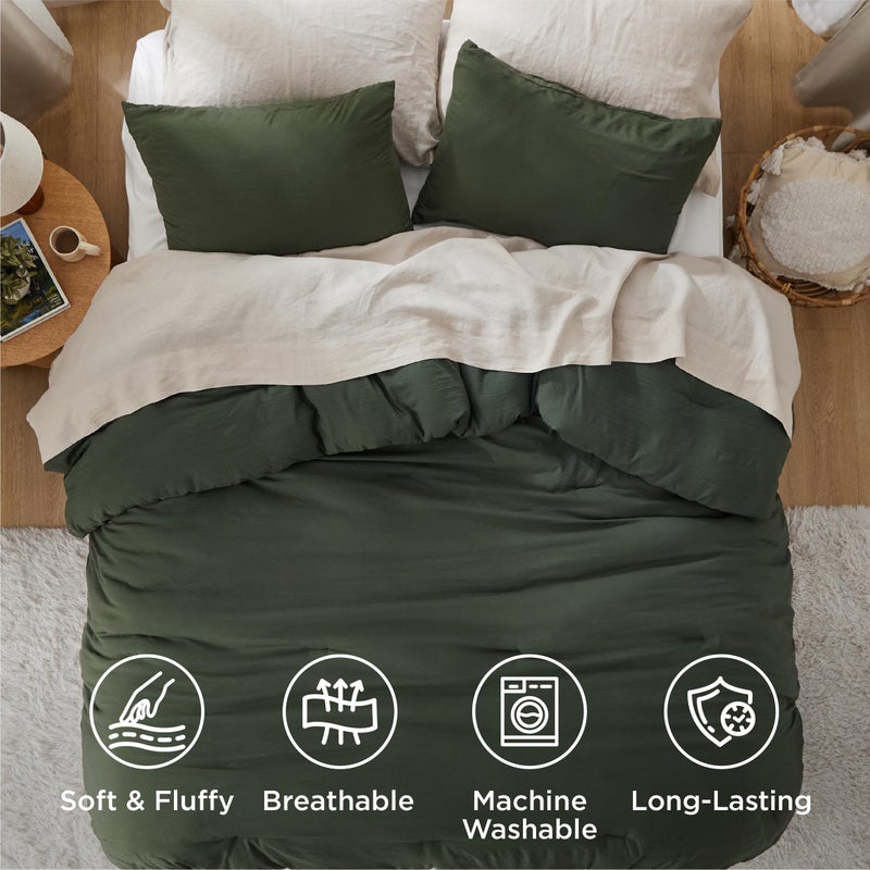 Bedsure Oversized Queen Comforter Set, Dark Green Soft Prewashed Bedding for All Seasons, 3 Pieces GentleSoftâ„¢ Bed Set, 1 Lightweight Comforter (98"x98") and 2 Pillowcases (20"x26") - Image 4