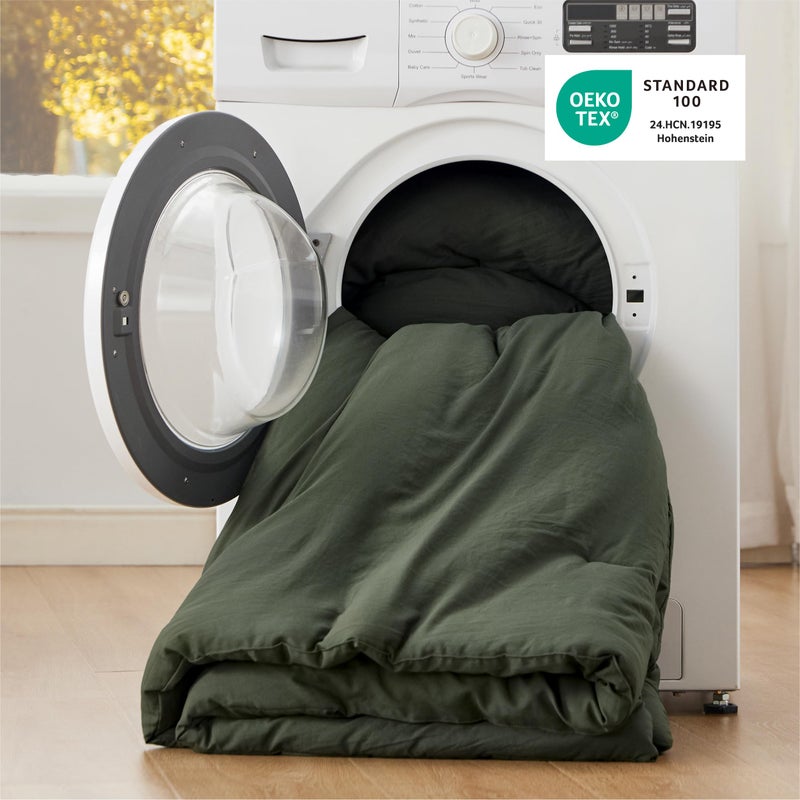 Bedsure Oversized Queen Comforter Set, Dark Green Soft Prewashed Bedding for All Seasons, 3 Pieces GentleSoftâ„¢ Bed Set, 1 Lightweight Comforter (98"x98") and 2 Pillowcases (20"x26") - Image 5