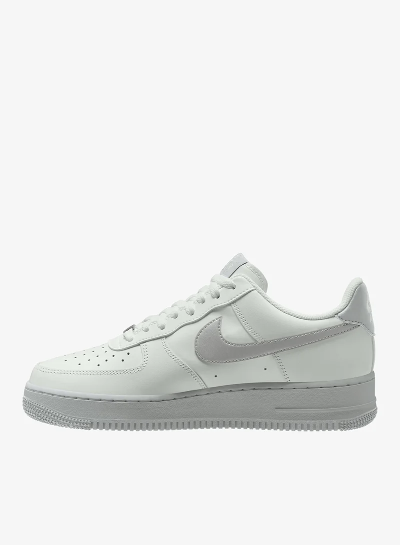 Nike Air Force 1 '07 Low Ess