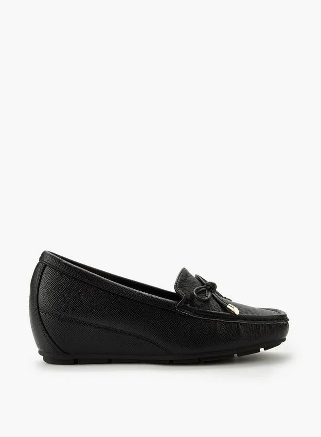 لو كونفورت Loafer With Bow