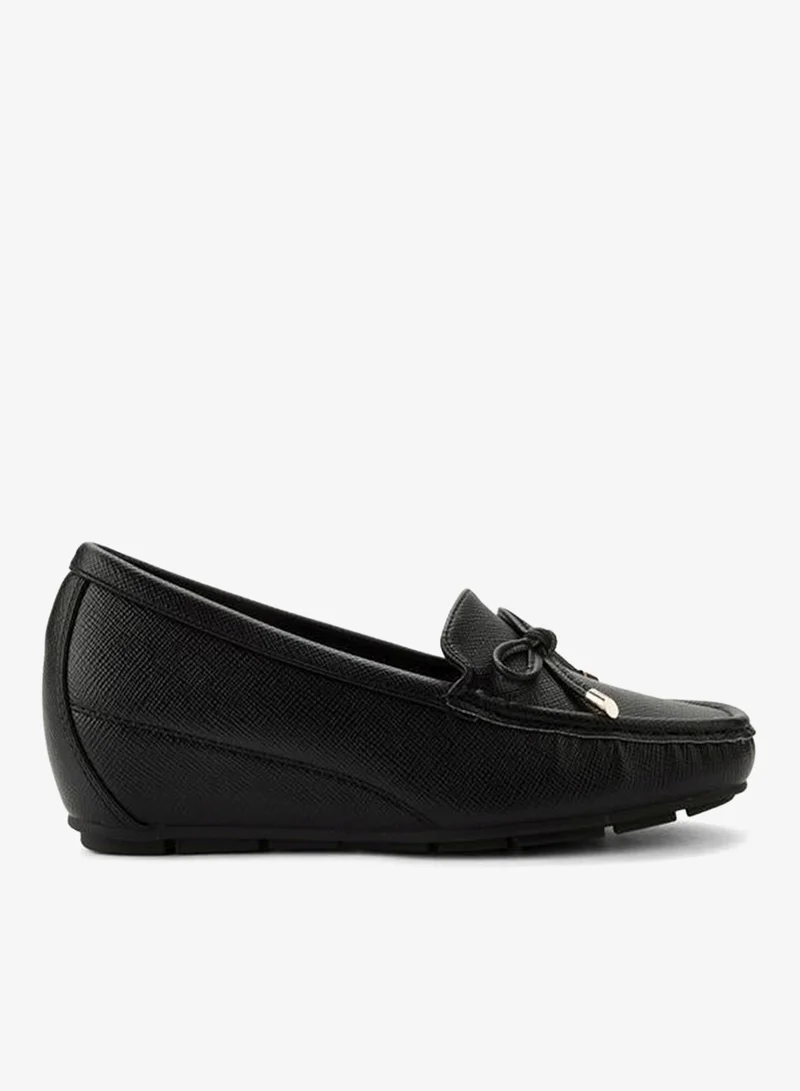 لو كونفورت Loafer With Bow