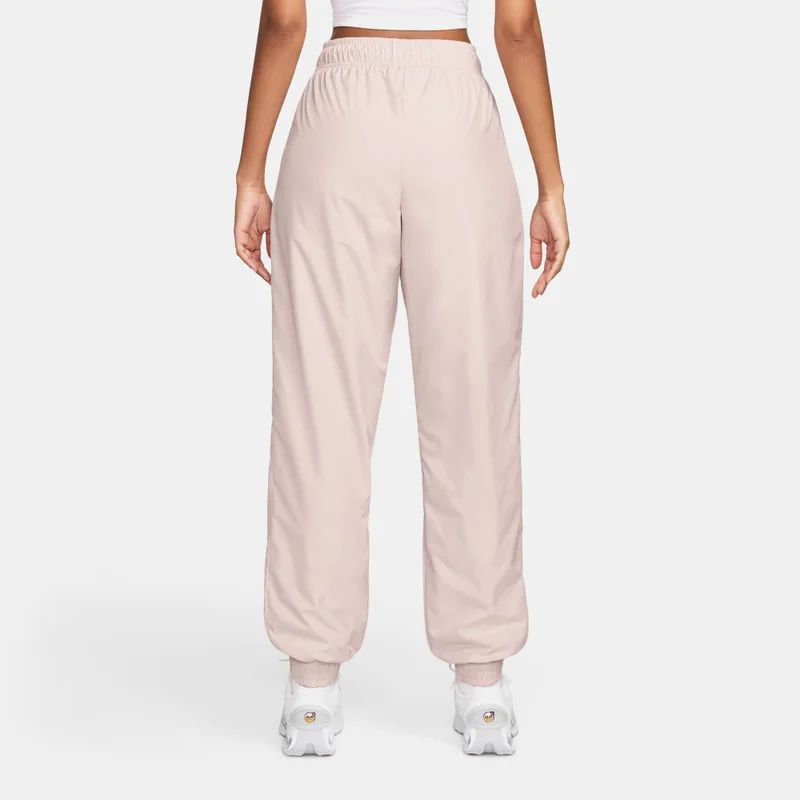 نايكي بنطال كلاسيك ووفن سبورتووير الرياضي مع حماية من الأشعة فوق البنفسجية للنساء