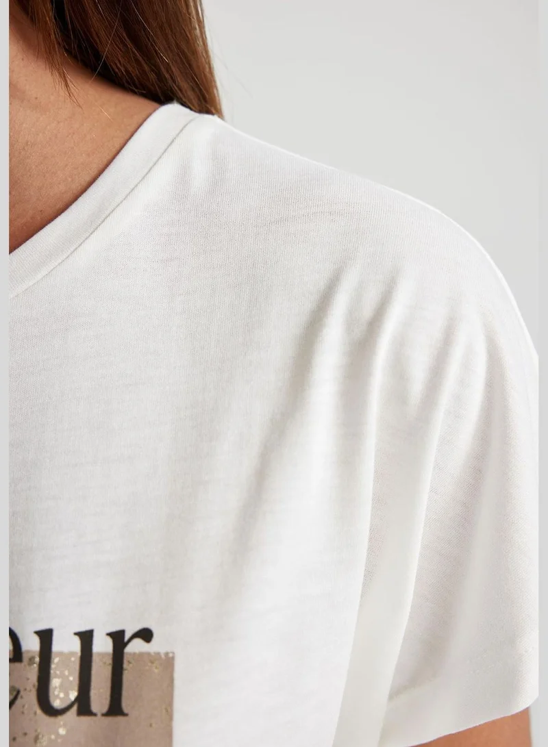 ديفاكتو Woman Batwing Crew Neck Knitted Short Sleeve T-Shirt
