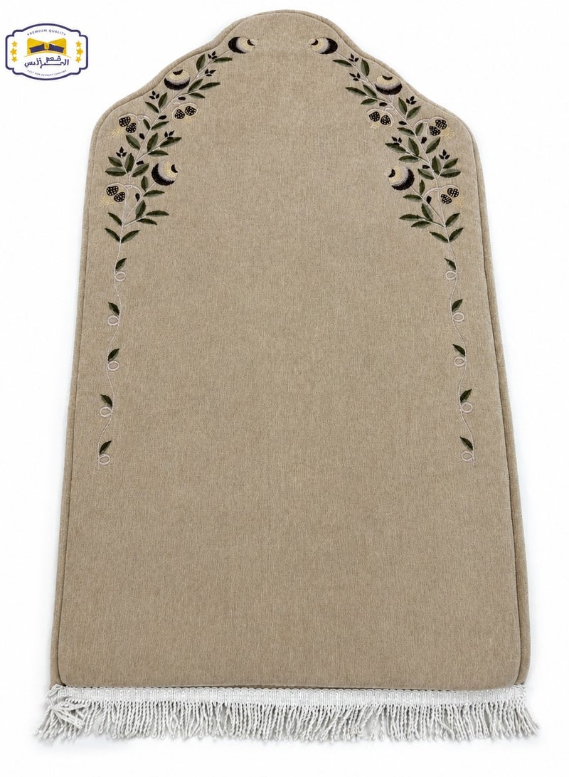 A royal embroidered prayer rug set with a pleated sheet, offering a touch of luxurious elegance. - Image 2