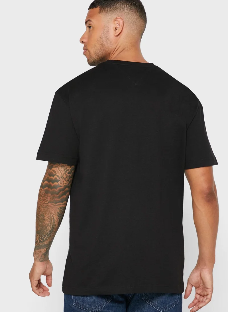 TOMMY JEANS Timeless Logo Crew Neck T-Shirt