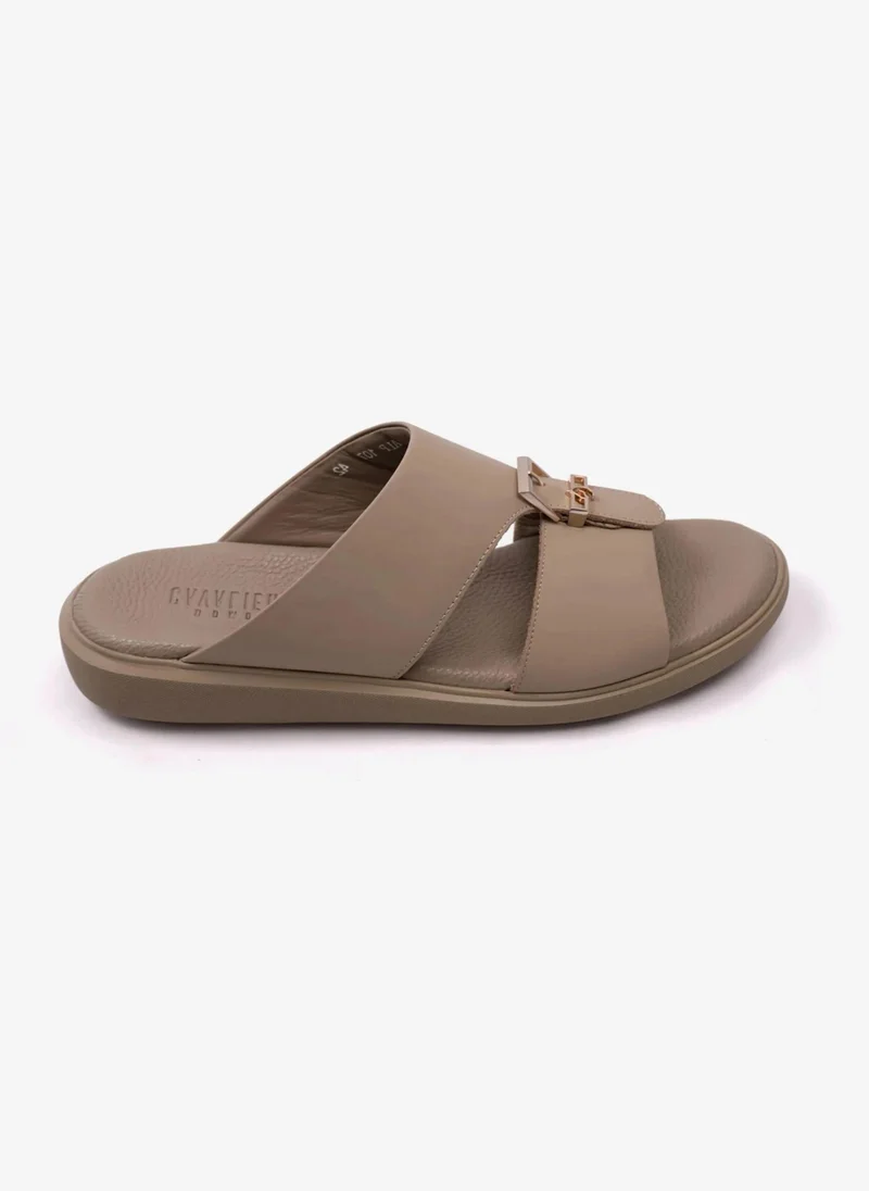 UOMO كافالير UOMO CAVALIER WITH CLASSIC OUTSOLE SANDALS