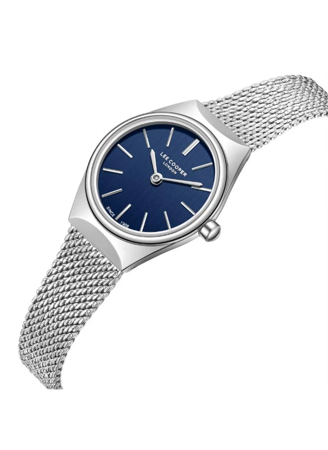 لي كوبر Women's Analog Display Watch With Silver Mesh Strap - LC08140.390