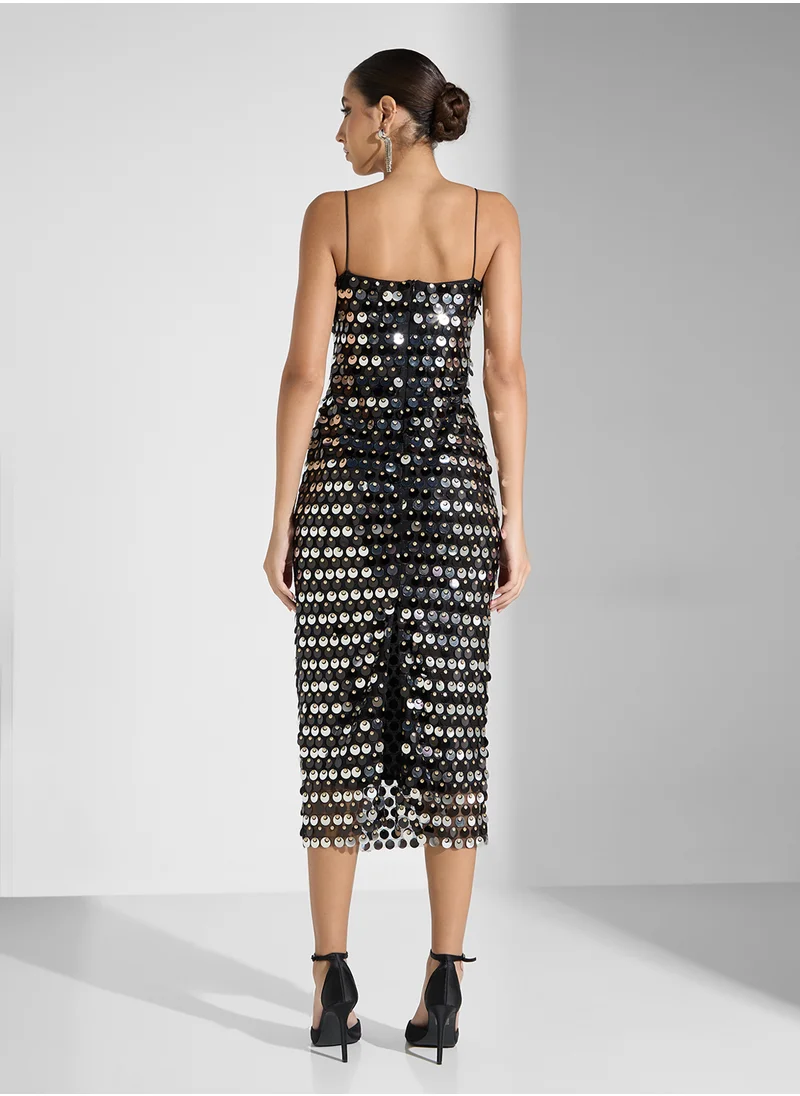 جينجر Strappy Sequin Embellished Evening Dress