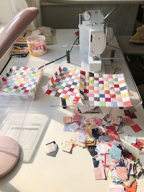 LENAILIN 200 PCS 4" x 4" Floral Precut 100% Cotton Fabric Squares Fabric Bundles for Sewing & Quilting - Image 5