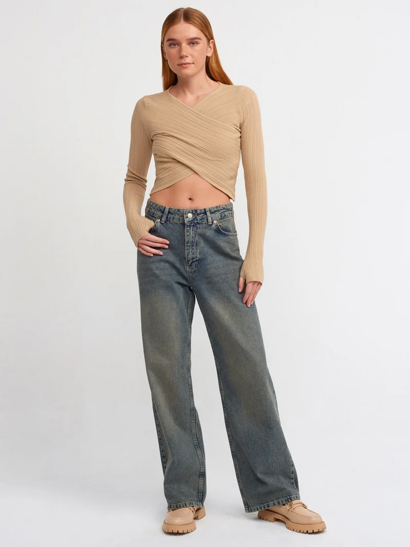 Dilvin 10354 V Neck Front Bias Crop Sweater Beige
