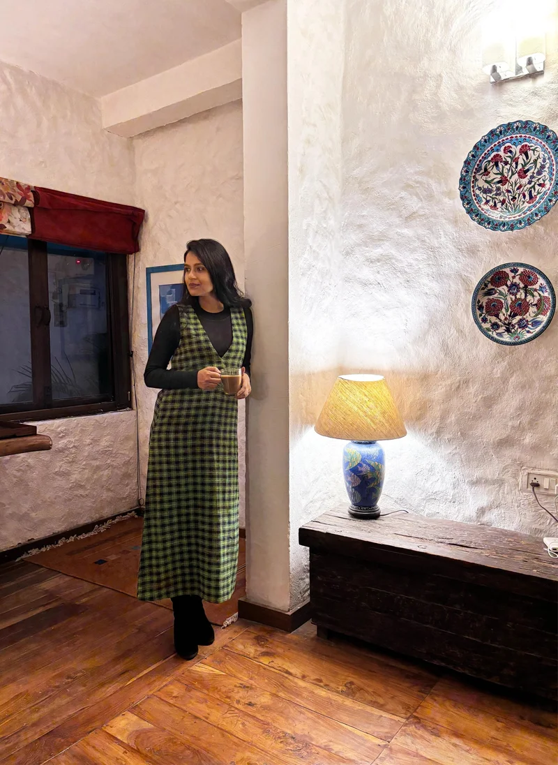 trueBrowns trueBrowns Green Black Sleeveless Check Woollen Dress