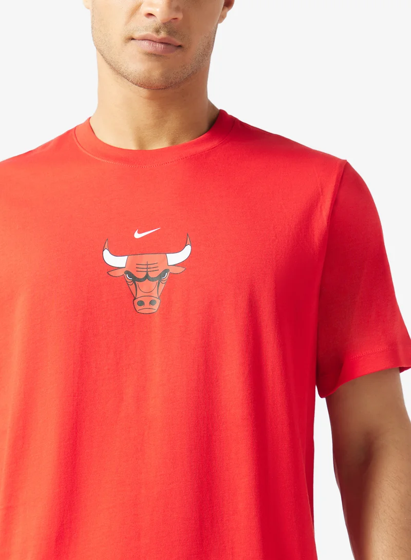 Nike UNIVERSITY RED Chicago Logo T-Shirt for Men | Best Price UAE