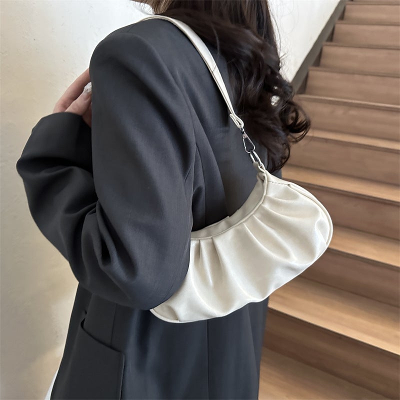حقيبة كتف نسائية من جلد البولي يوريثان بتصميم طيات السحاب - Image 3