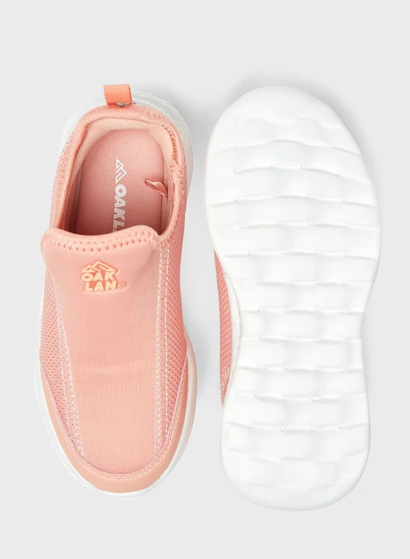 شو اكسبرس Kids Low Top Sneakers