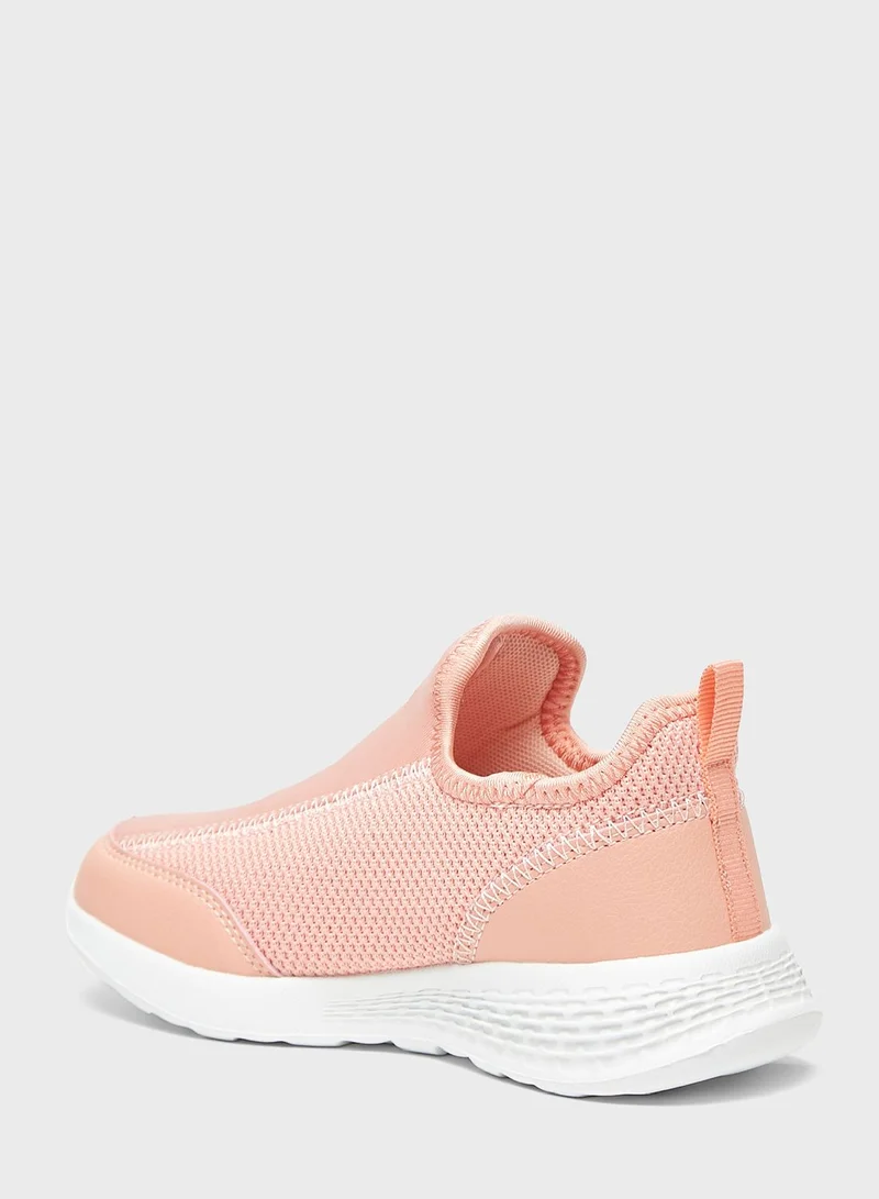 شو اكسبرس Kids Low Top Sneakers