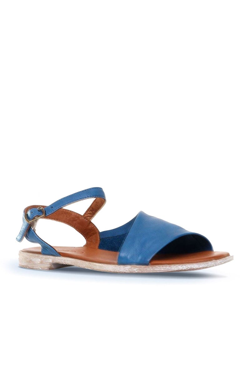 Bueno Easy Wear Flat Sandal - Image 2