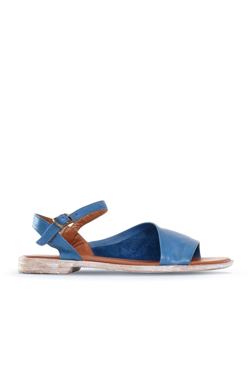 Bueno Easy Wear Flat Sandal - Image 1