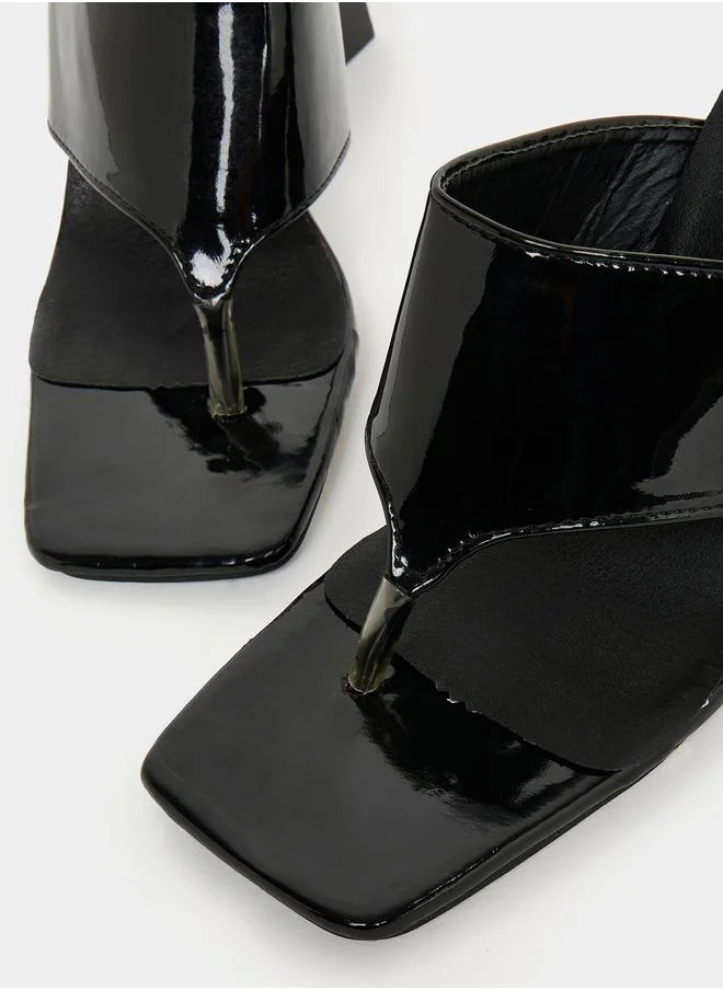 ستايلي Wide Strap Platform Heel Sandals