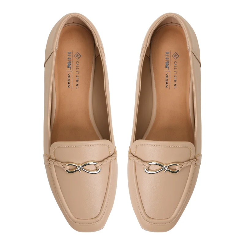 كول ات سبرنج موكاسينز مغلق من الأمام