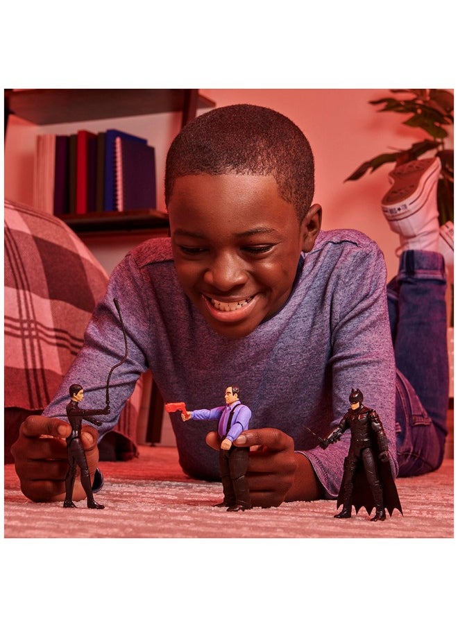 SPIN MASTER - Dc Comics, The Batman Movie 4-Inch Action Figure(Wingsuit Batman Or The Penguin Or Selina Kyle) (Assorted Style) - Image 1