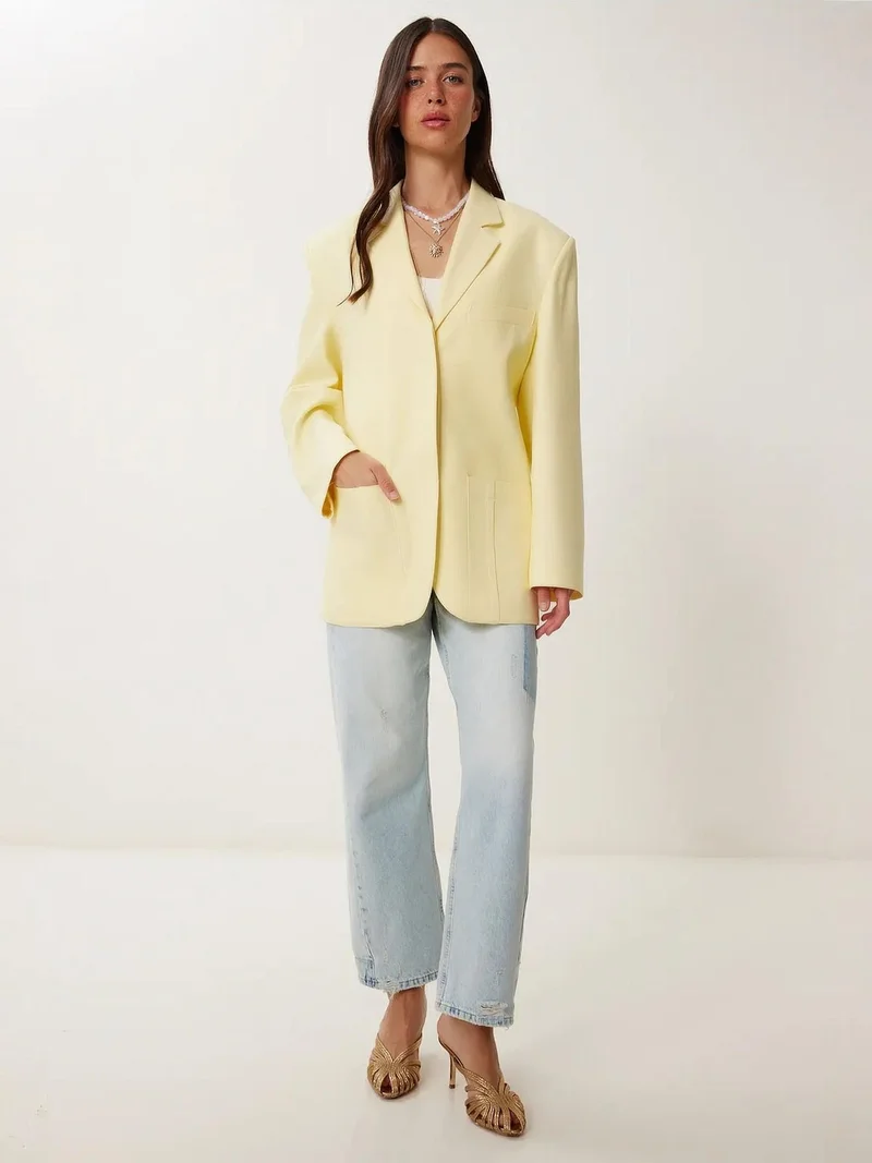 Lovely Istanbul ISTANBUL Buttoned Blazer Jacket with Pockets