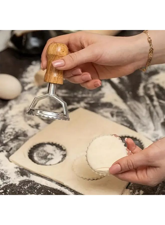 Big Circle Dumpling Mold With Wheels Wooden Handle Grooved Edges For Pasta Ravioli - Image 5