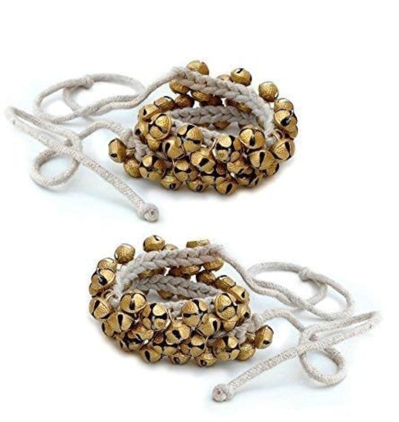 UAPAN Brass Ghungroo Cotton String Anklet Bells (White, 2.0 cm, 25+25, Pair) For Women - Image 3