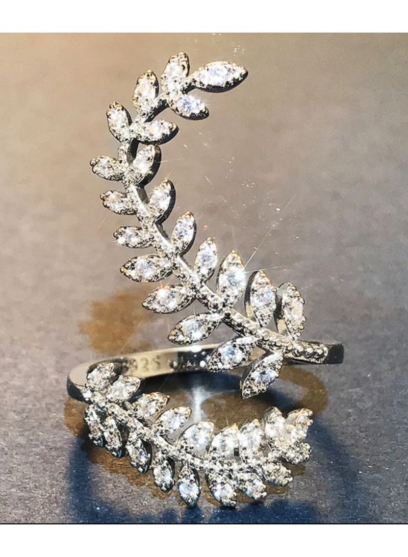 استراتيجية خاتم من الفضة الإسترليني عيار 925 مرصع بحجر الزركونيا - Image 2