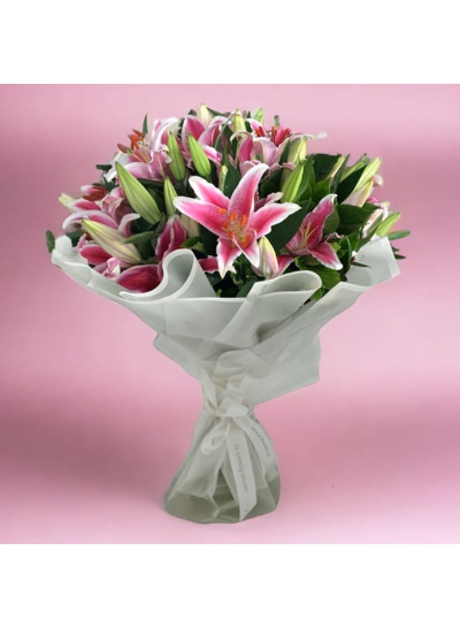 Carmel Flowers باقة زهور زنبق وردي