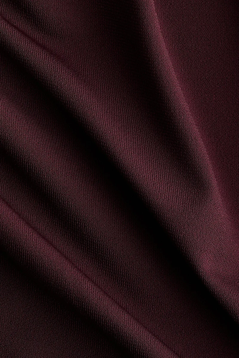 اتش اند ام فستان بكتف واحد بتصميم منسدل