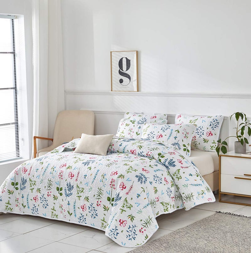 UOZZI BEDDING 3 Piece Reversible White Quilt Set King Size with Blue Green Leaves and Red Flowers Soft Microfiber Lightweight Floral Coverlet Bedspread for All Season - Image 3