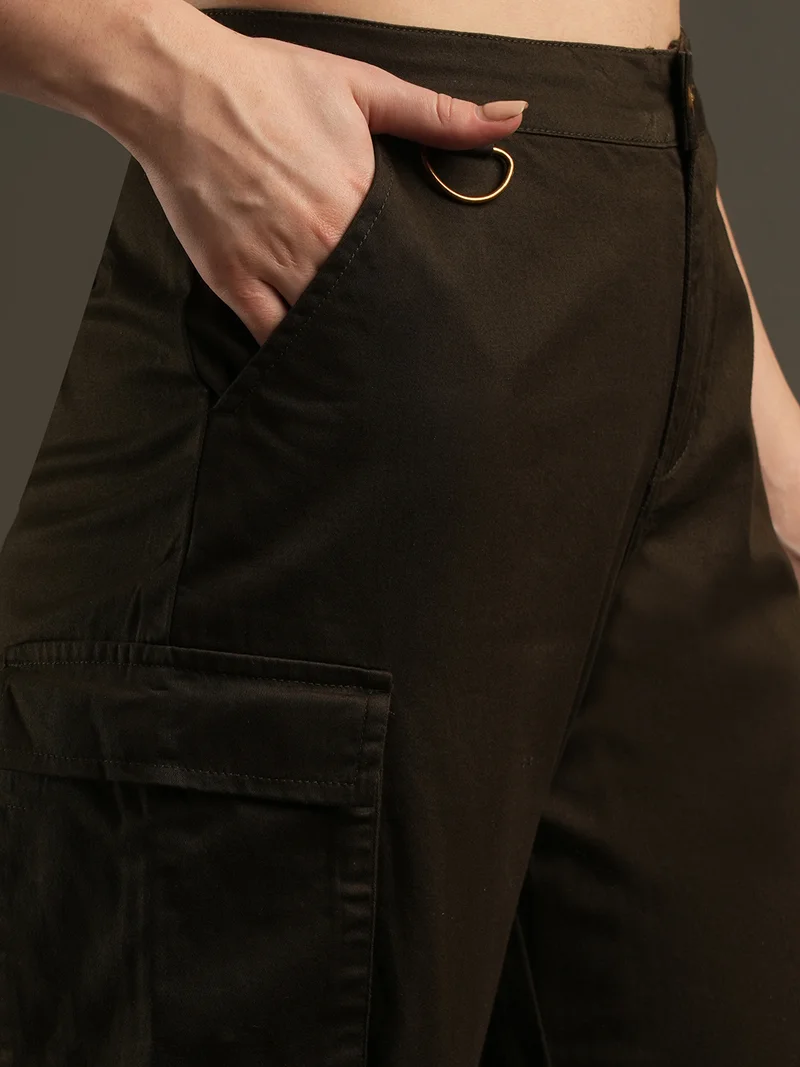 globus Women Relaxed Loose Fit Mid-Rise Cargos Trousers