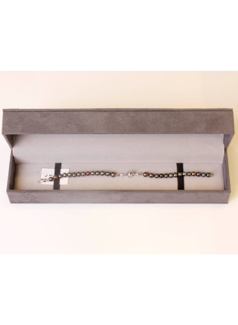 MIKURA Bracelet 1st 19cm, Freshwater Pearls, A Quality, Treated Black Color, 5.5-5.0MM, 12D-0.01Cts, 18KW  - Image 2