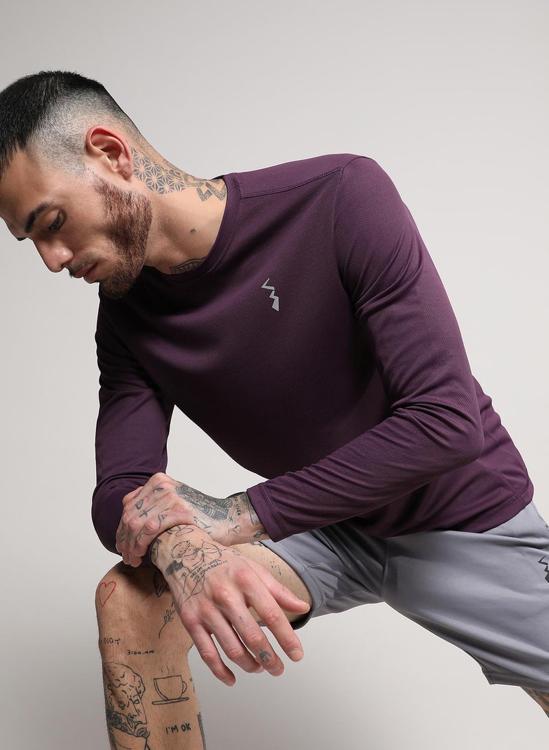 Campus Sutra Men's Plum Purple Solid Activewear T-Shirt  - Image 1
