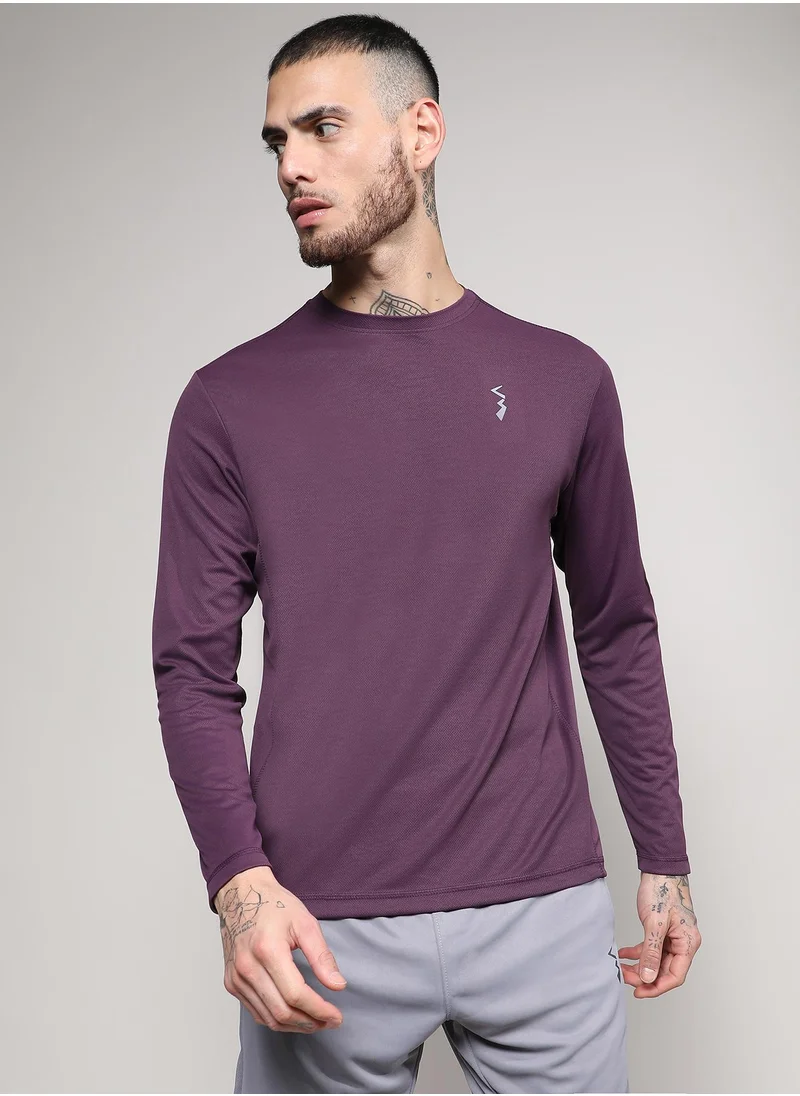 Campus Sutra Men's Plum Purple Solid Activewear T-Shirt