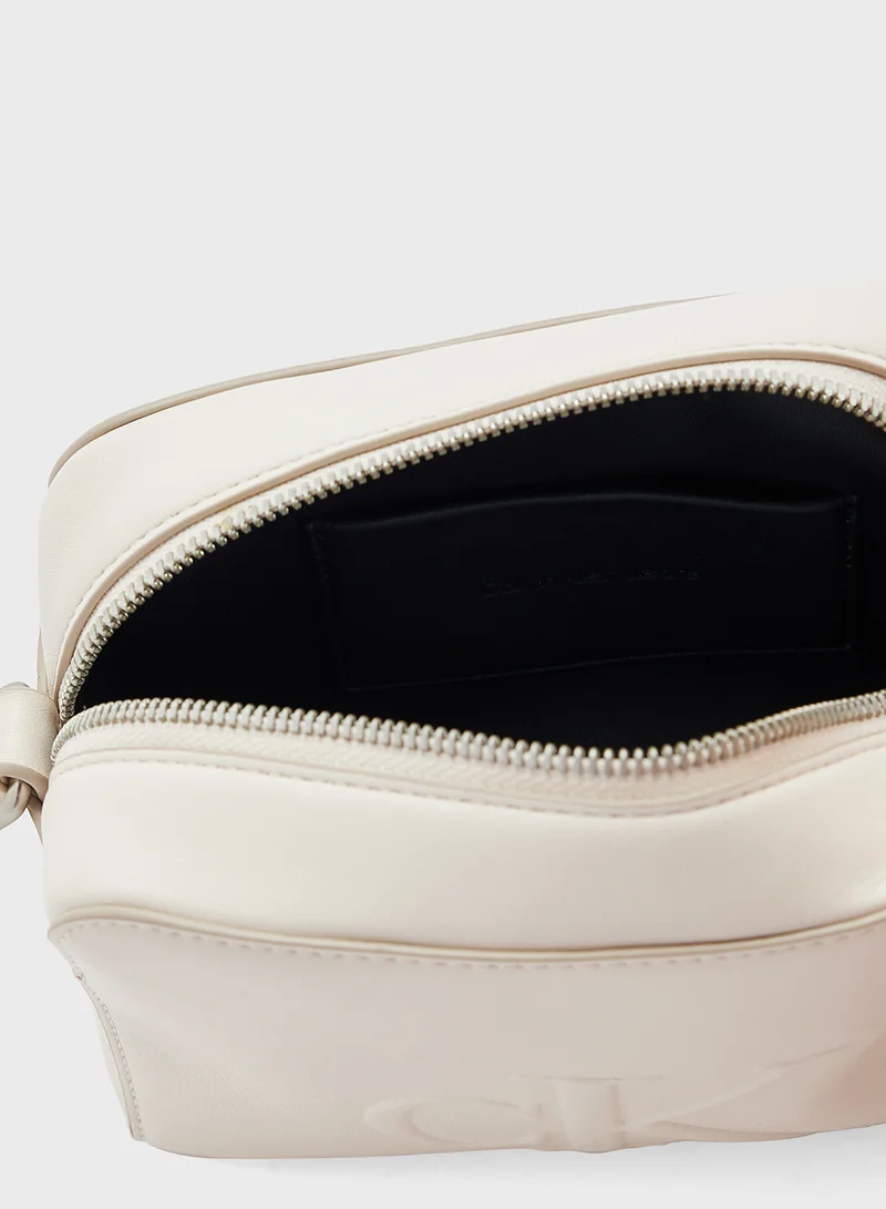 كالفن كلاين جينز Narrow Strap Crossbody